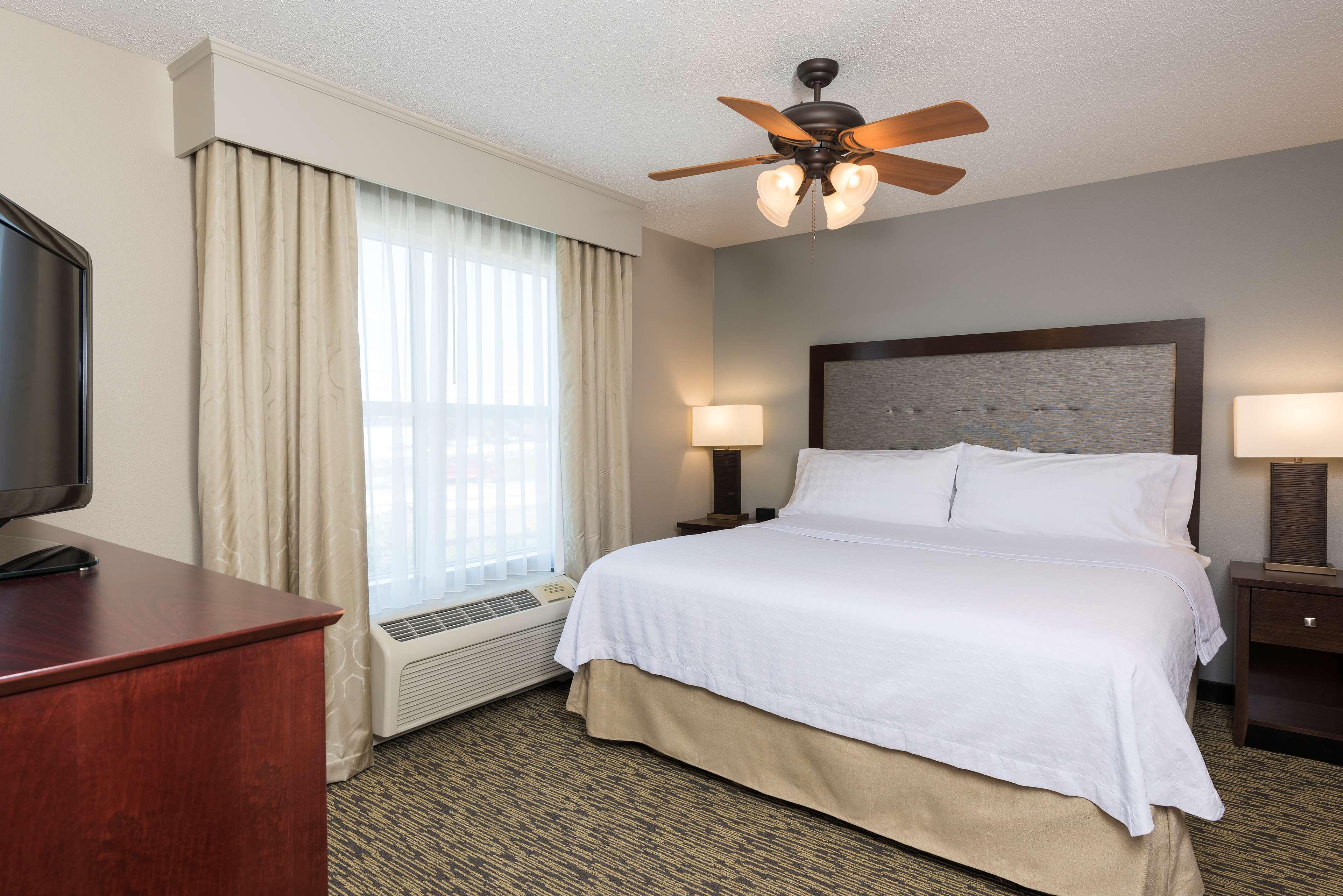 Homewood Suites By Hilton Indianapolis Northwest Екстериор снимка
