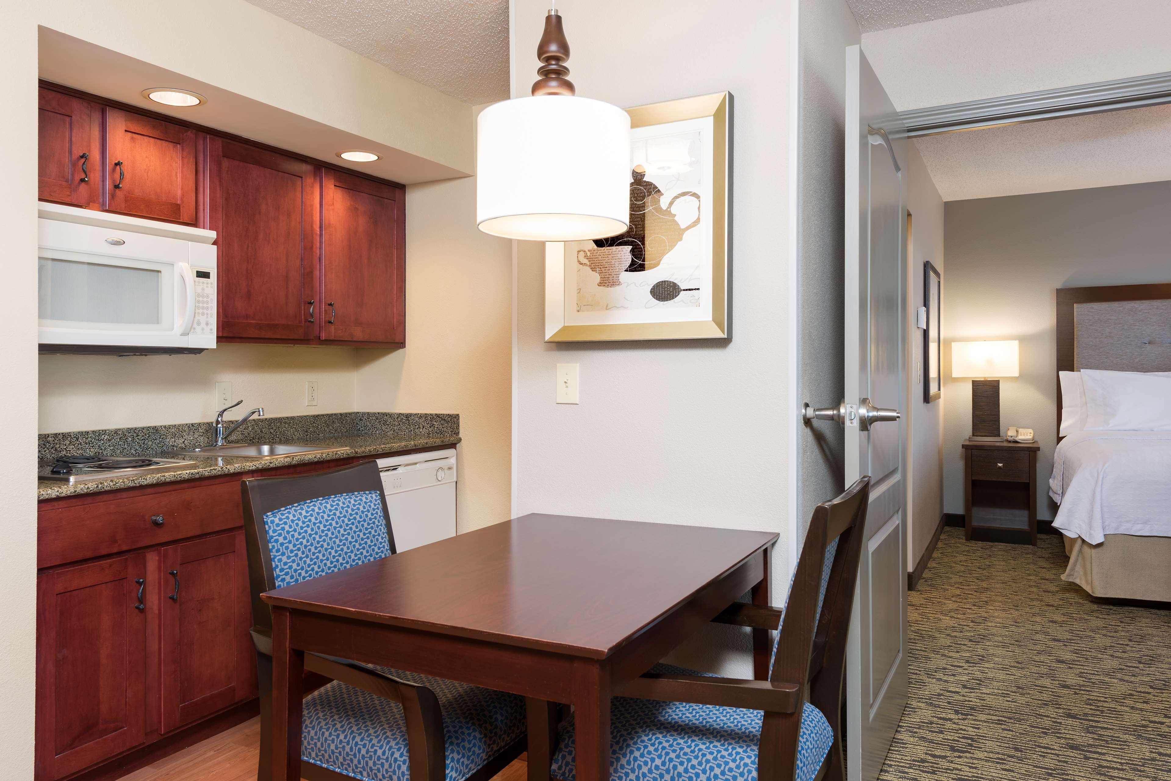 Homewood Suites By Hilton Indianapolis Northwest Екстериор снимка