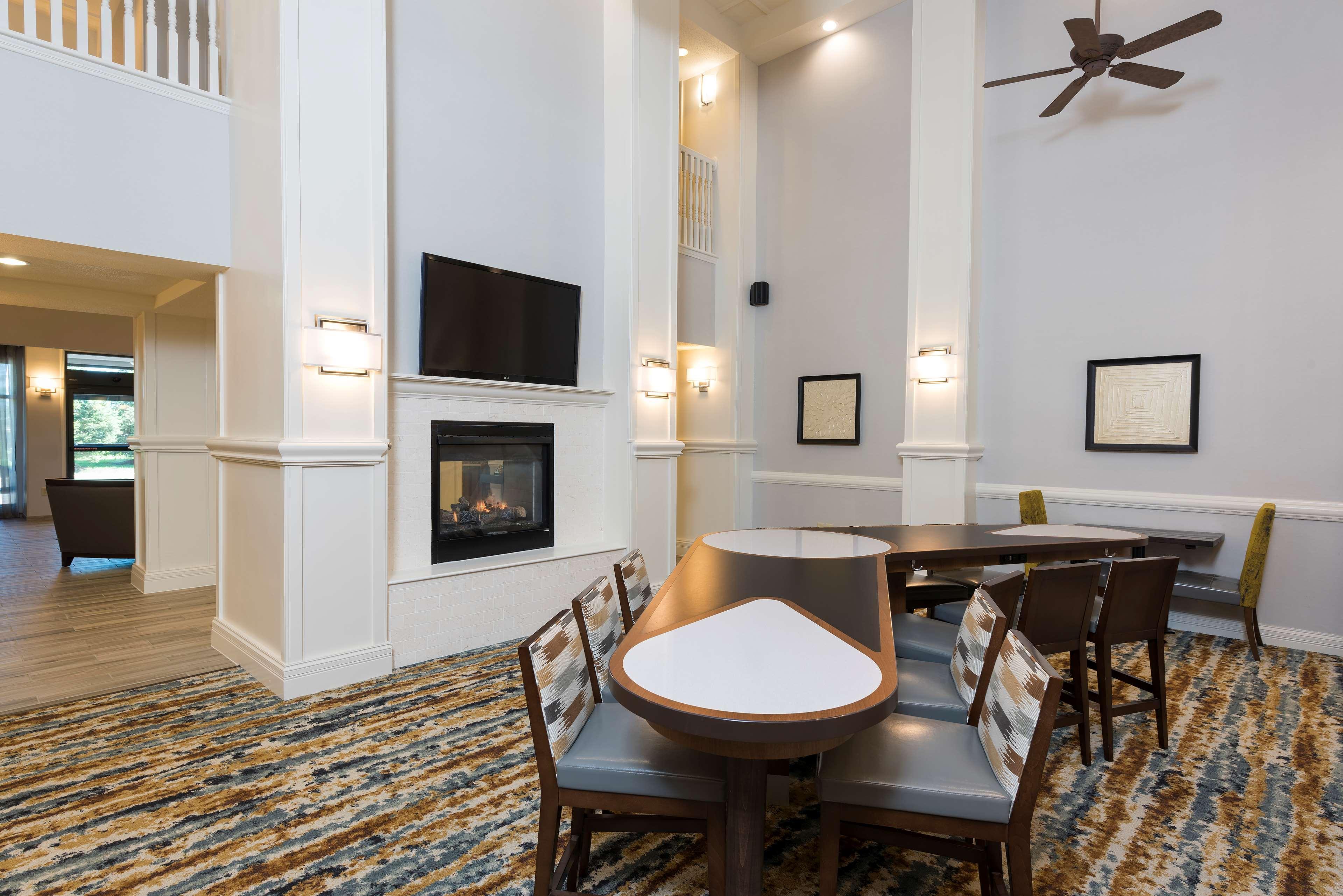 Homewood Suites By Hilton Indianapolis Northwest Екстериор снимка