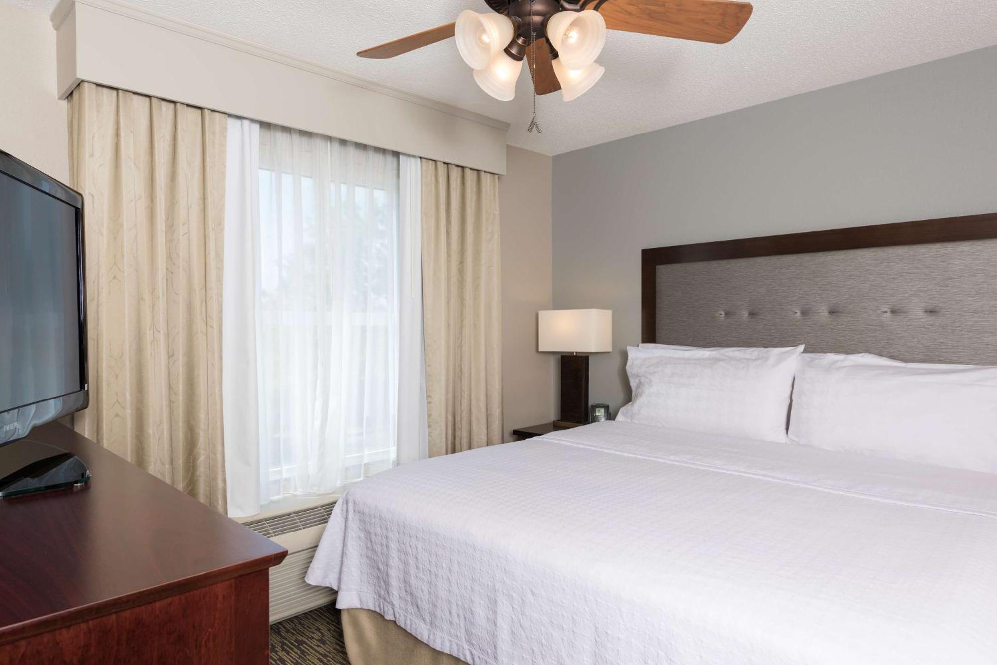 Homewood Suites By Hilton Indianapolis Northwest Екстериор снимка